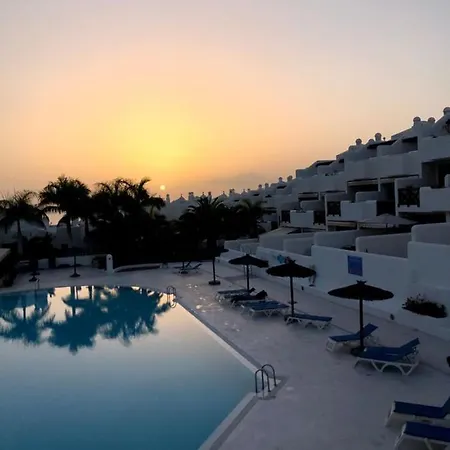 Adeje Paradise * אדחה